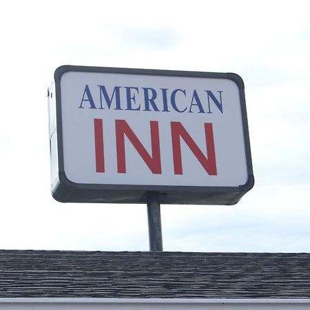 American Inn Motel Pratt Eksteriør billede