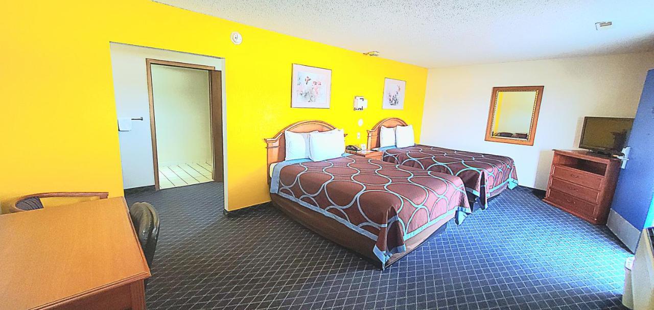 American Inn Motel Pratt Eksteriør billede