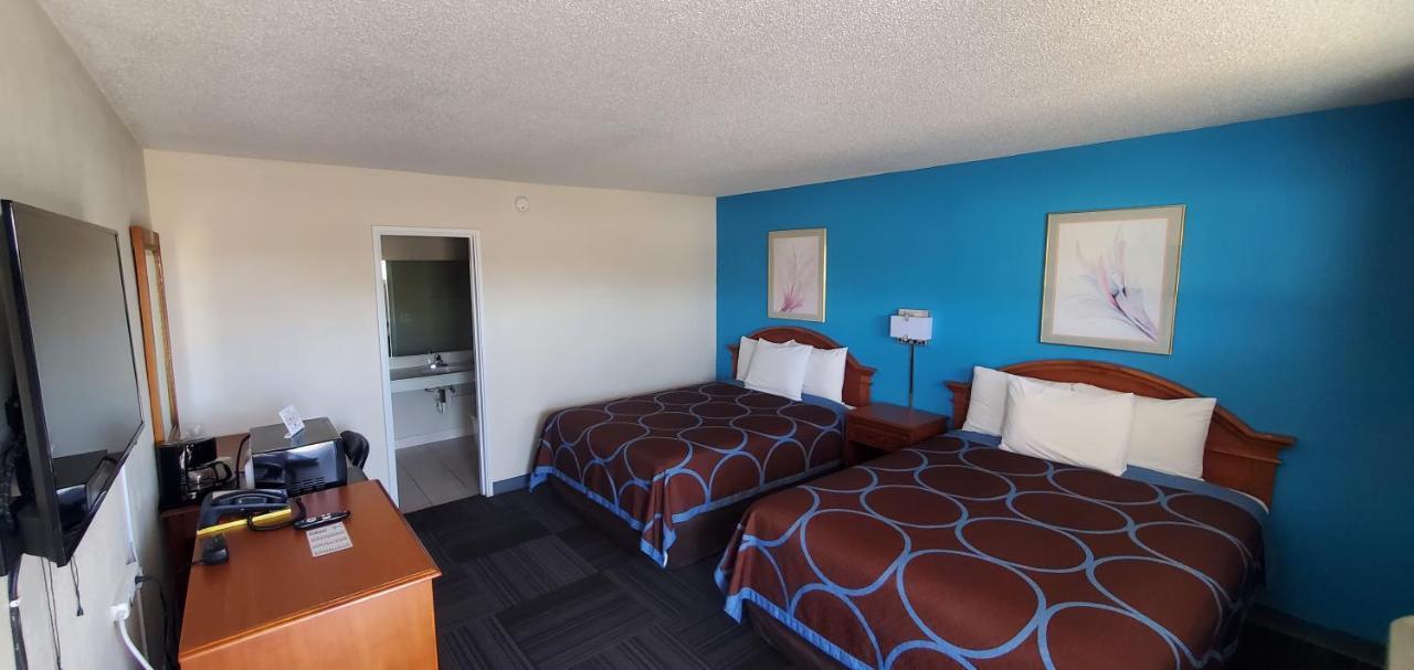 American Inn Motel Pratt Eksteriør billede